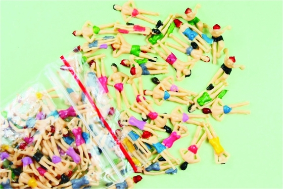 China Standaardschaalinstellingen architectonische schaal Model mensen schilderij zwemmen cijfers 1.8 cm leverancier