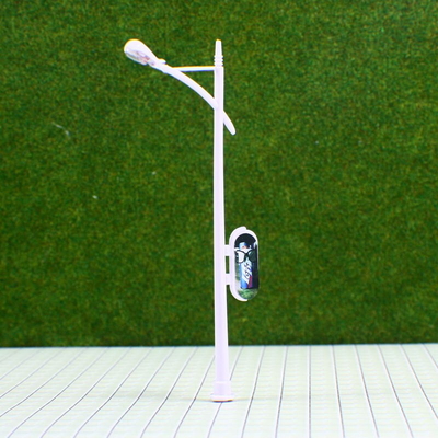 China Van de het Aanplakbordstraat van RC100 6V Plastic Miniatuur de Schaal Modellantaarnpaal voor Treinlay-out 10cm leverancier