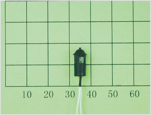China T1701 6V twee-headed Street Plastic Model lantaarnpaal voor treinspoor lay-out 1.5 cm leverancier