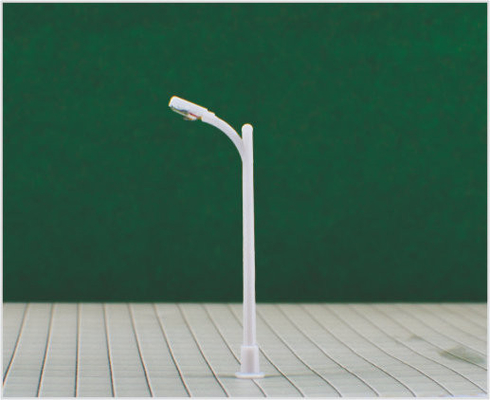 China RA150 6V Billboard Street kunststof schaal miniatuur Model lantaarnpaal voor trein lay-out 6.5 cm leverancier