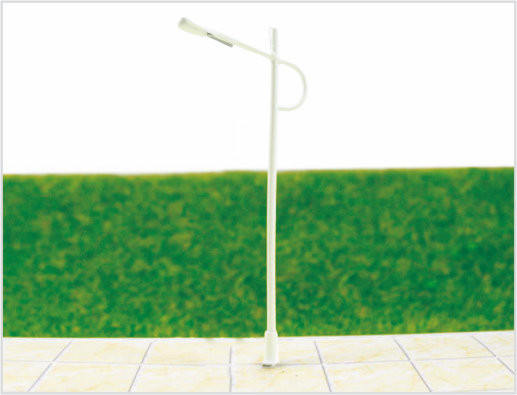China T79 Aangepaste 6V Billboard Street kunststof schaal Model lantaarnpaal voor HO Railway lay-outs 8 cm leverancier