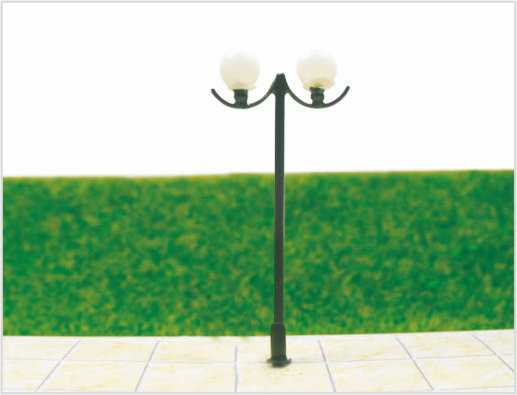China T76 Aangepaste 6V twee-headed Street Plastic Model Lamp Post voor Railroad lay-outs 6 cm leverancier