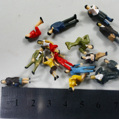 P87-24 stuntteam HO architectonische schaalmodel mensen geschilderd cijfers 2.0 cm leverancier