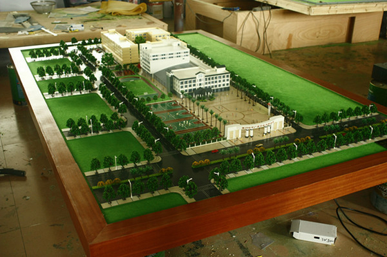 Mooie Verlichtings Architecturale Modellevering voor de Lay-out van de Schoolbouw leverancier