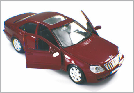 1/24 de Gegoten de Schaal Modelauto's van de Legerings Donkerrode Douane klasse van Mercedes -Mercedes-benzs als Decoratio leverancier