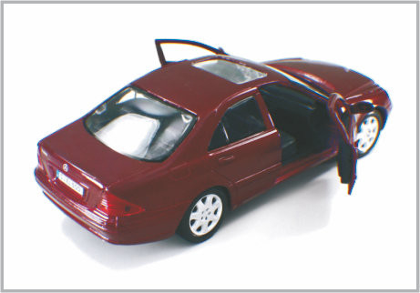 1/24 de Gegoten de Schaal Modelauto's van de Legerings Donkerrode Douane klasse van Mercedes -Mercedes-benzs als Decoratio leverancier
